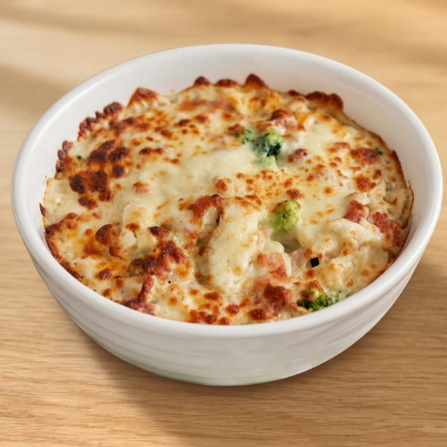 Chicken Alfredo Pasta Bowl.